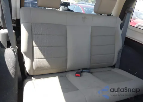 2008 Jeep Wrangler Sahara из США, поврежденный, VIN 1J4FA54188L644311